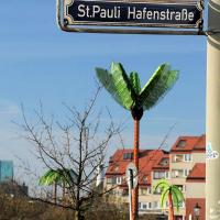 1385 Strassenschild St. Pauli Hafenstrasse in der Sonne. | St. Pauli Hafenstrasse - Bilder aus Hamburg Sankt Pauli.